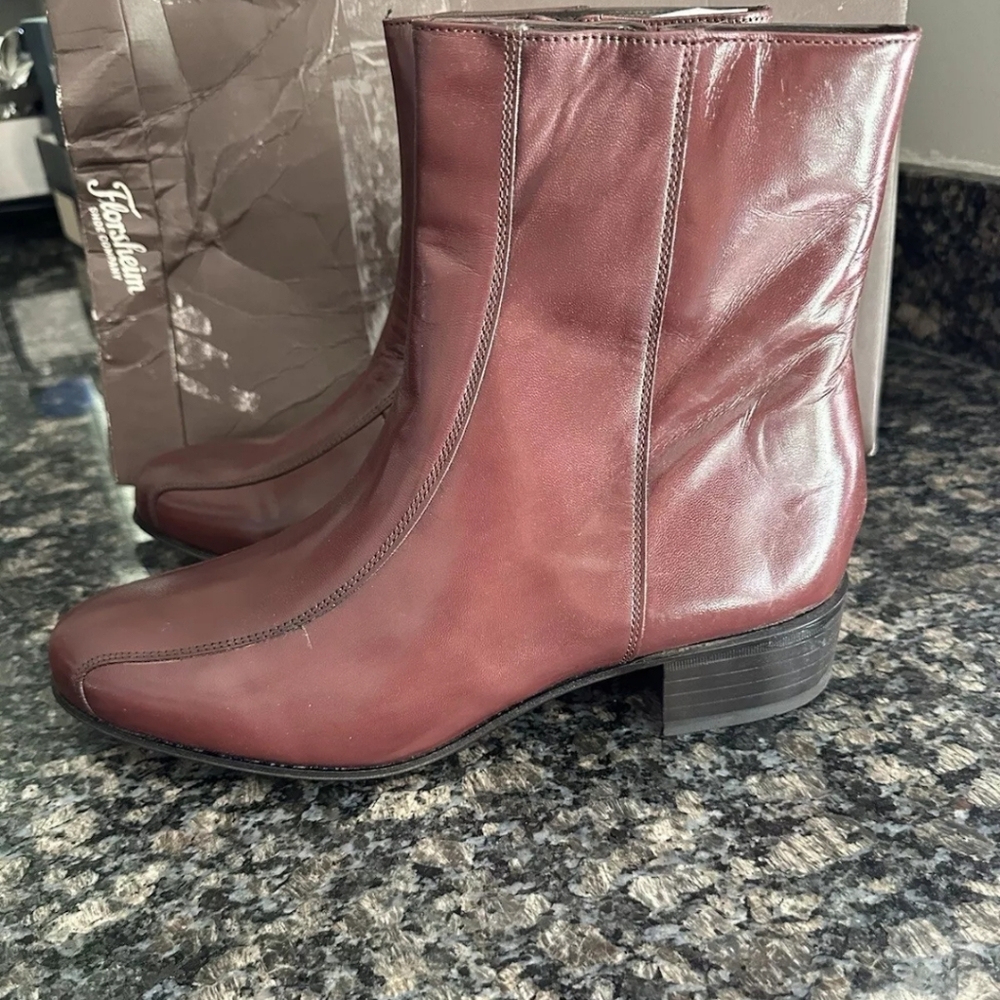 12 EEE Brown Florsheim Duke Boots